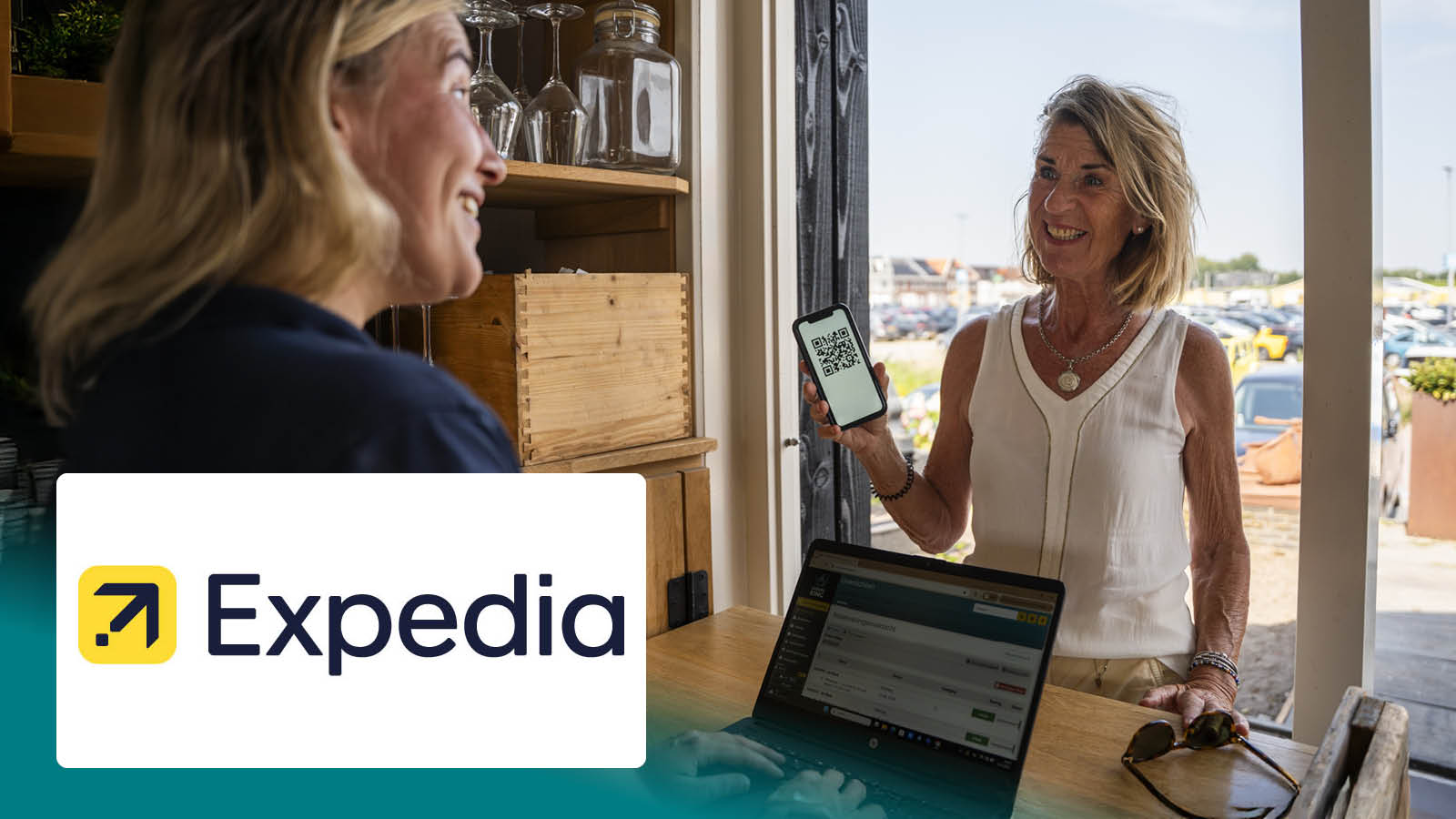 LeisureKing partners with Expedia